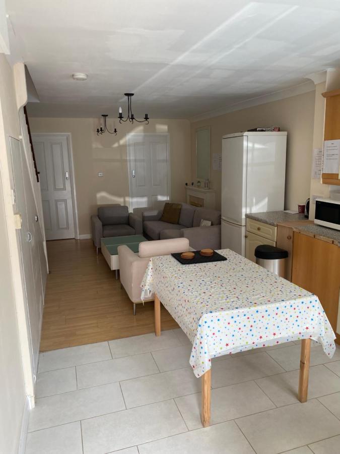 Ensuite Near Canal