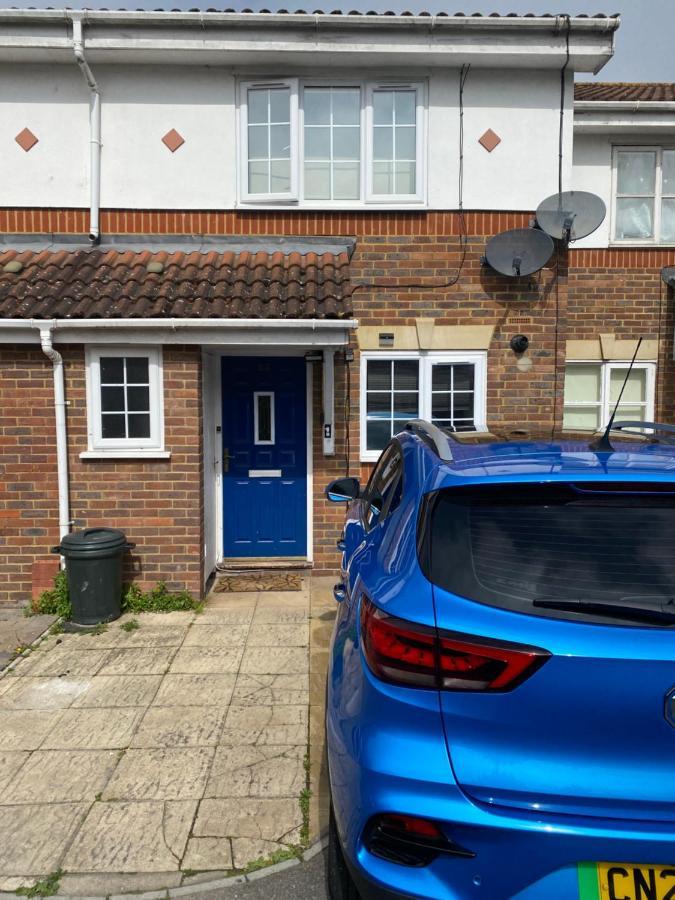 Homestay Ensuite Near Canal