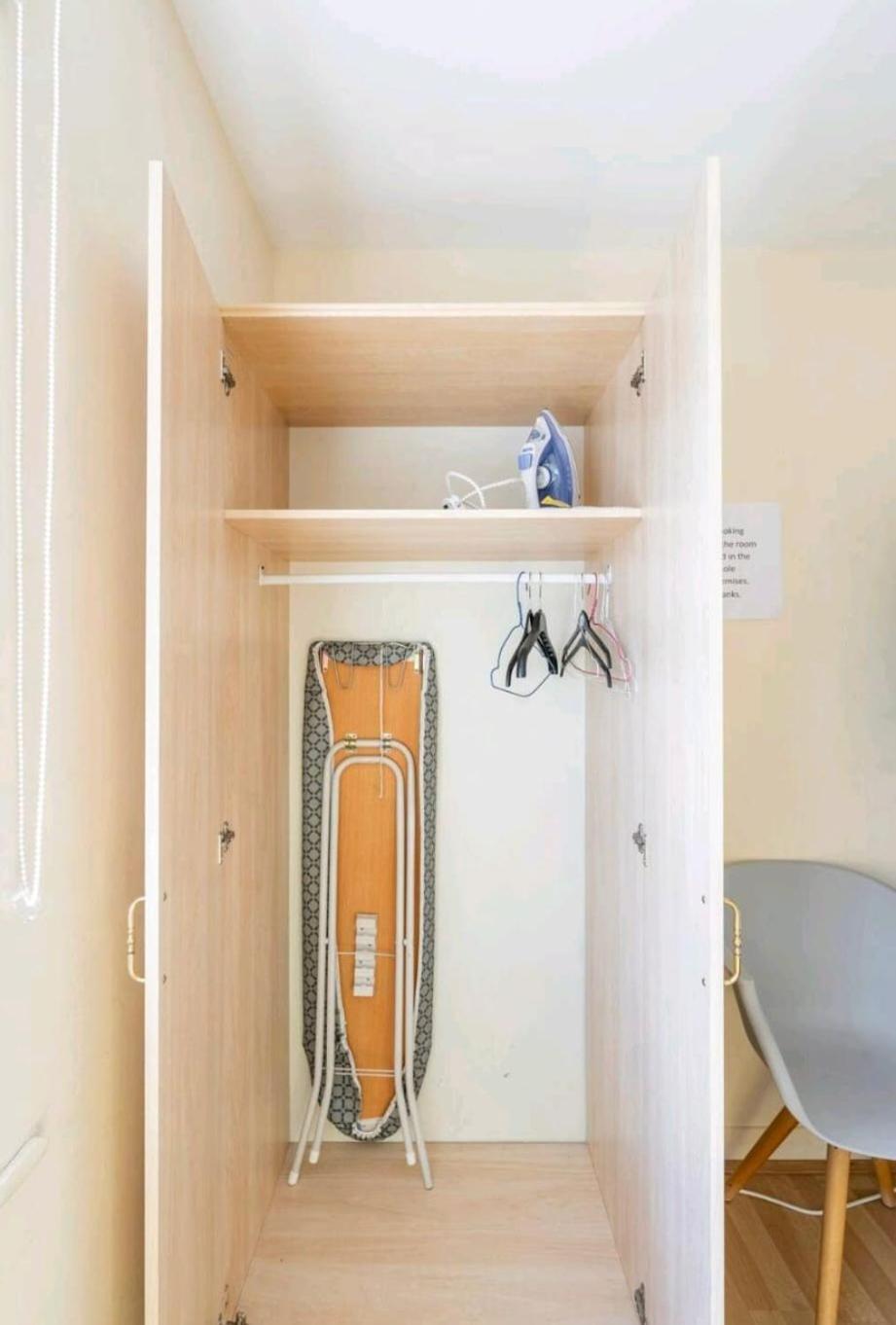 Ensuite Near Canal Southall